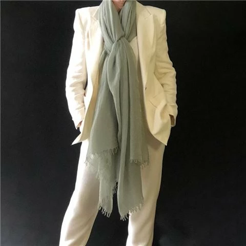 Cashmere Luxe - Cloud Cashmere Handloom Wrap Celadon